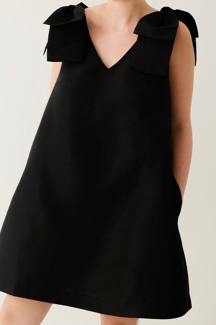 Sweet Girl Bow Dress