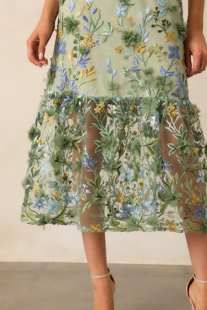 Kerstin Embroidered Midi Dress