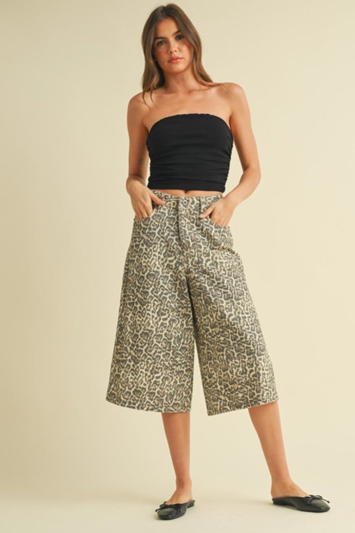 Autumn Chapter Leopard Bermudas