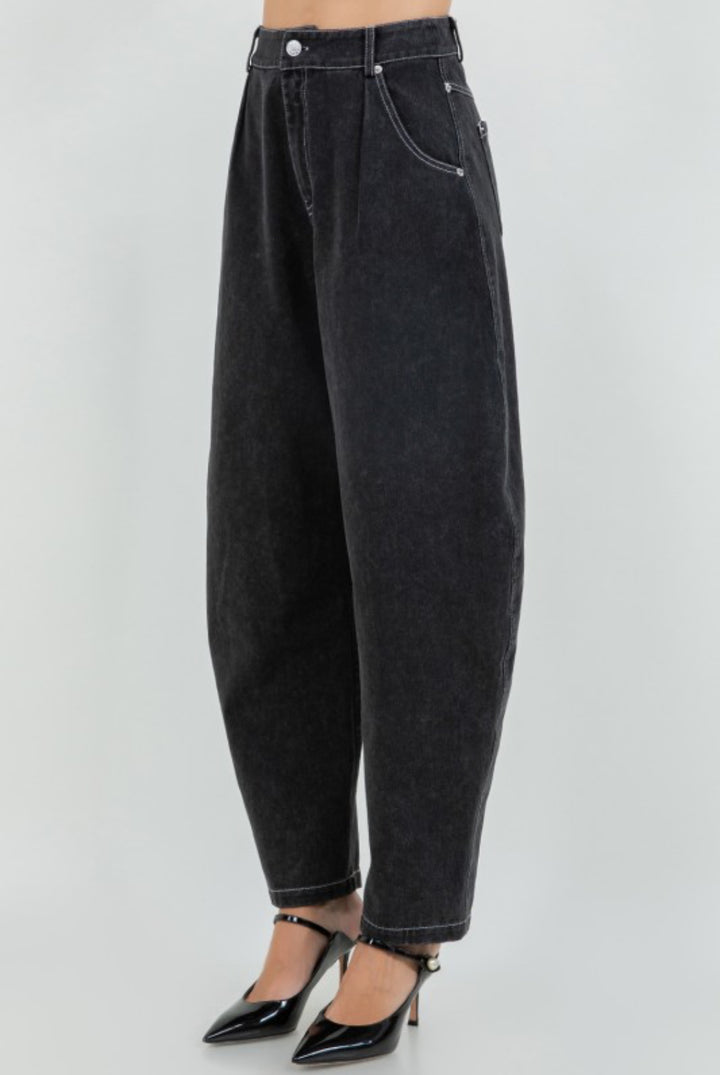 Button Up Barrel Jeans