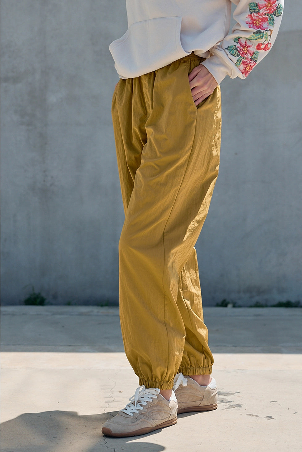 Morning Nylon Joggers