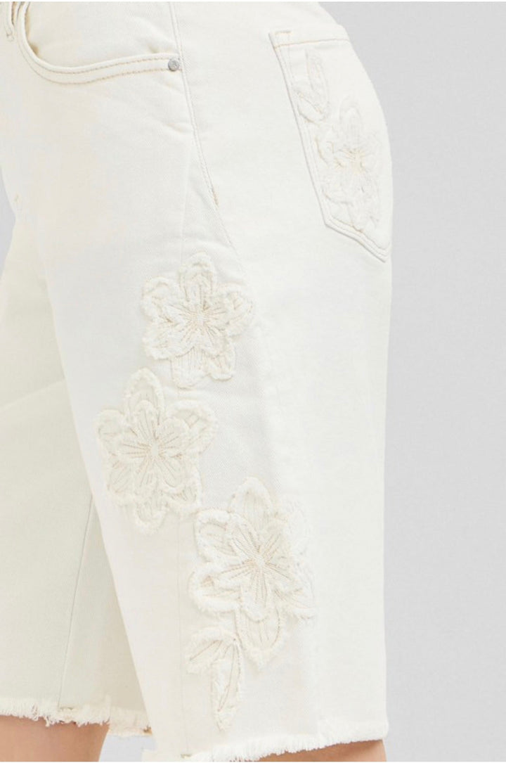 Angie Embroidered Bermudas
